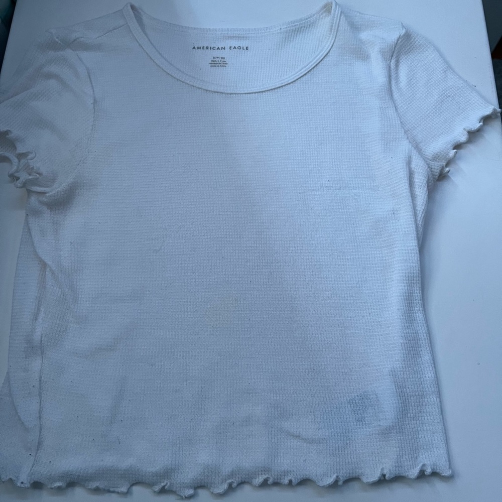 White American Eagle tee size sma